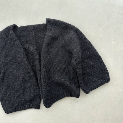 Stickmönster - Rookie Raglan Cardigan - Wool n Wonder